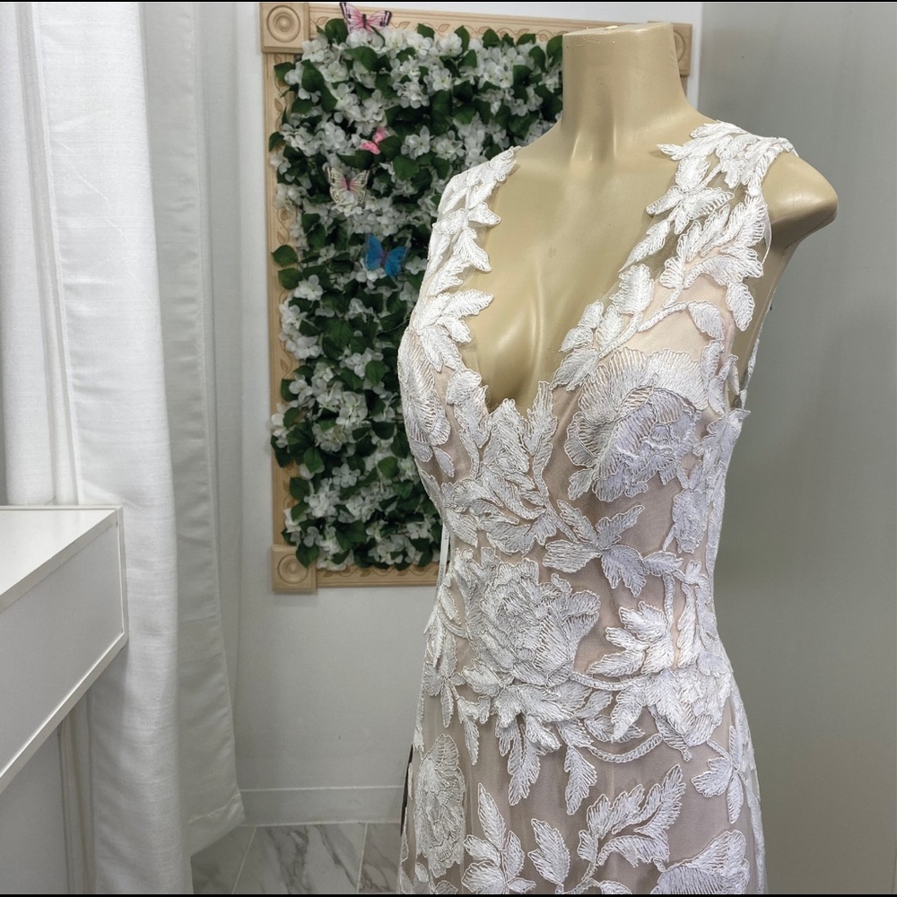 Tadashi Shoji-CECILA GOWN - Picture 5 of 8
